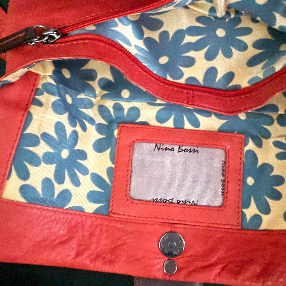 Nino Bossi Leather Clutch Wallet - Picture 3 of 6